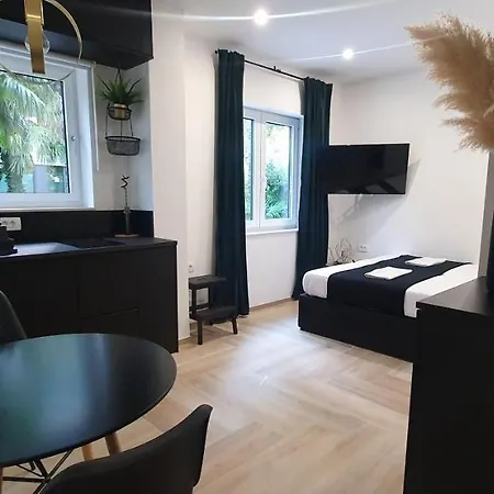 Apartment Balance *
